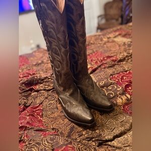 Shyanne Metallic Gold Heeled Boots